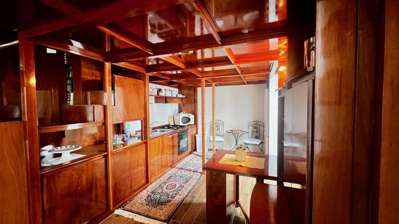 Apartamento Residenza Borgo Marinaro Nápoles Exterior foto